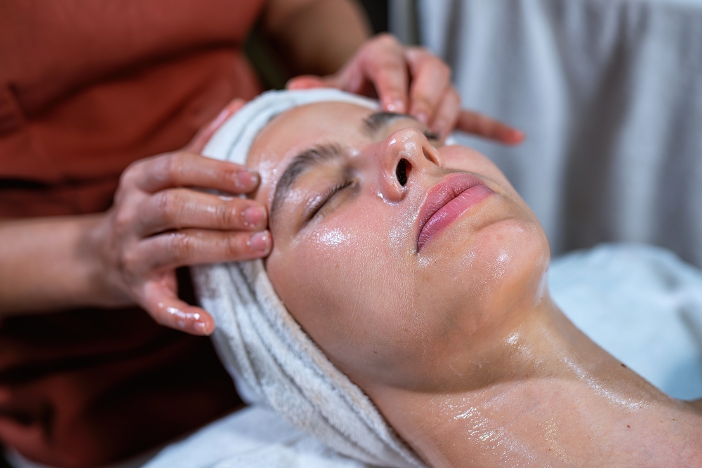 Heavenly Utopia Signature Facial